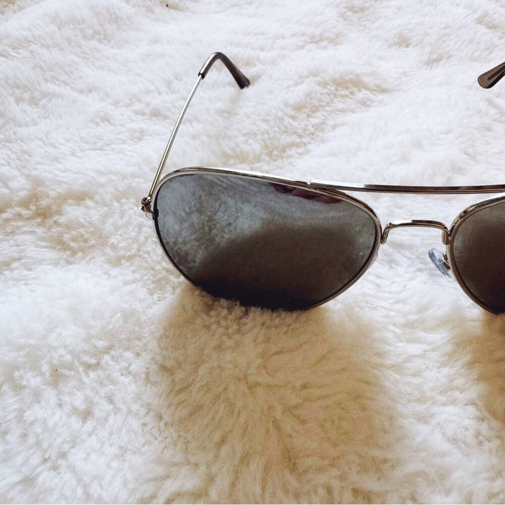 Carter Silver Classic Aviator Sunglasses - Picture 8 of 11